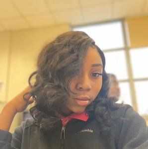 Meet your Posher, Jasmine